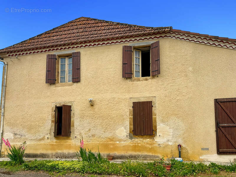 Maison à BASSOUES