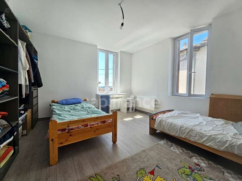 Maison à PANISSIERES