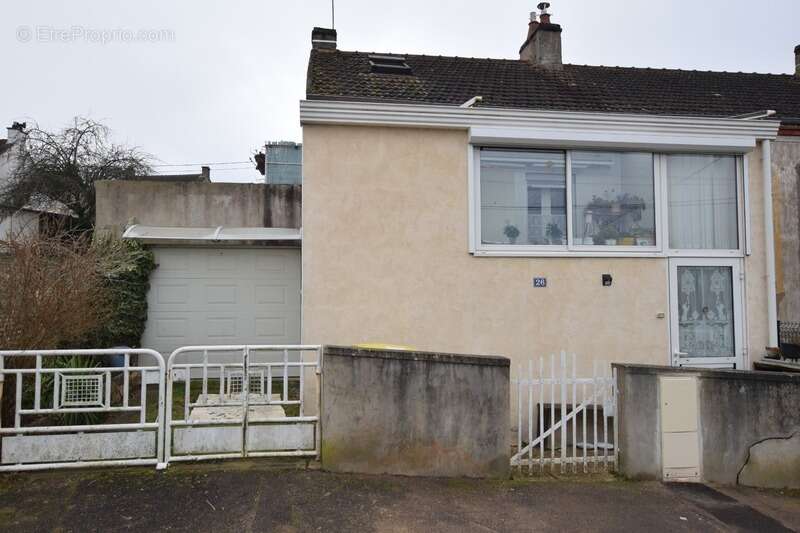 Maison à LE CREUSOT