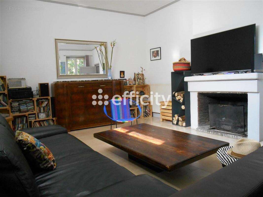 Maison à VILLENEUVE-SOUS-DAMMARTIN