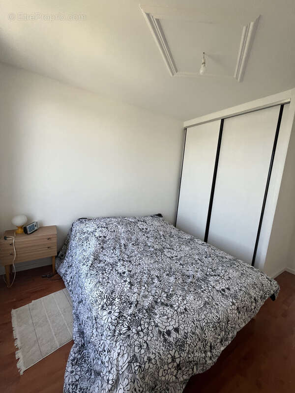 Appartement à ALLONNES