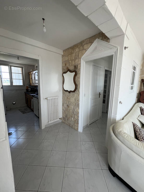 Appartement à ALLONNES