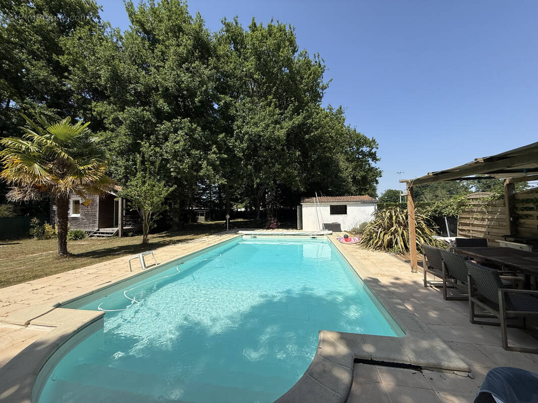 Maison à FONTCOUVERTE