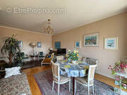 Appartement à SAINT-MAUR-DES-FOSSES