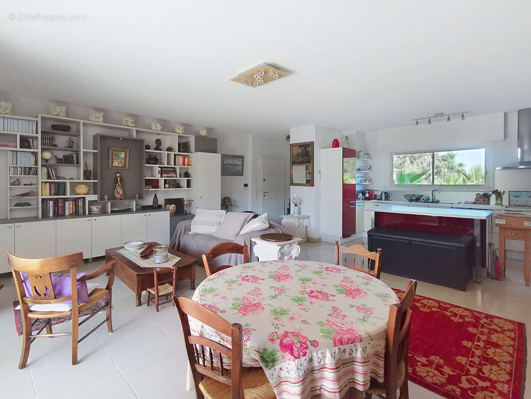 Appartement à SAINT-RAPHAEL