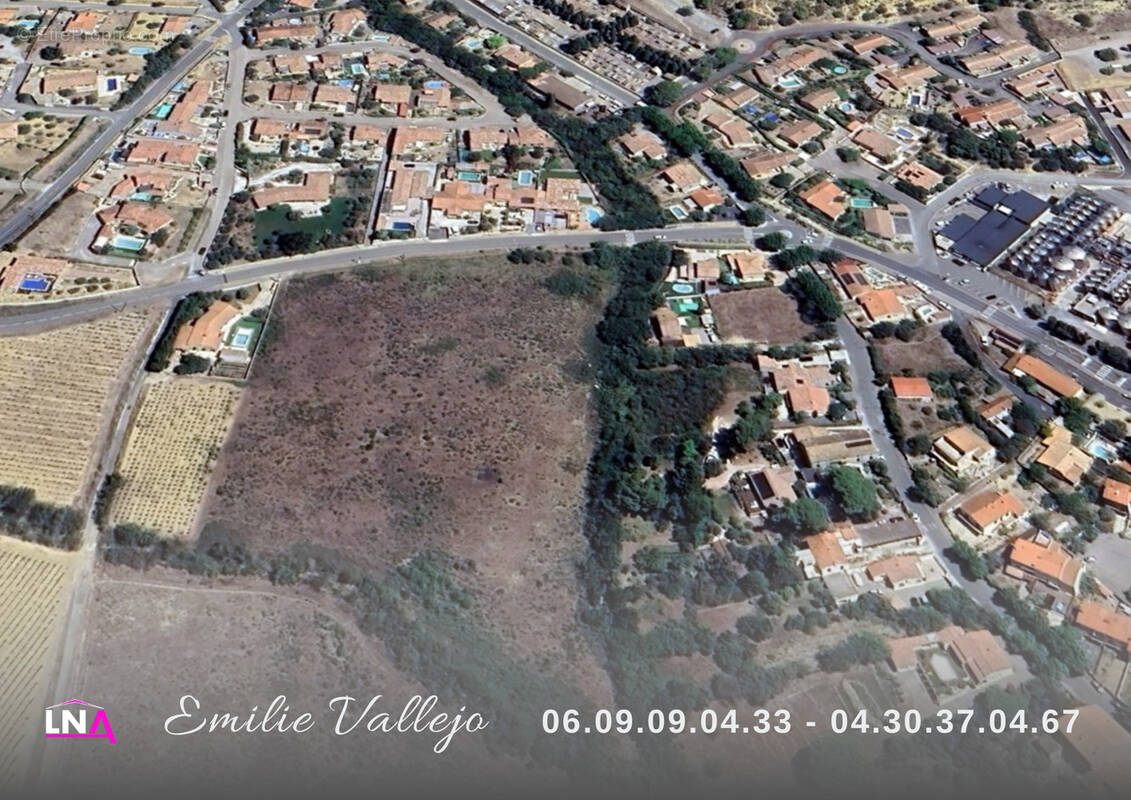 Terrain à PORTEL-DES-CORBIERES