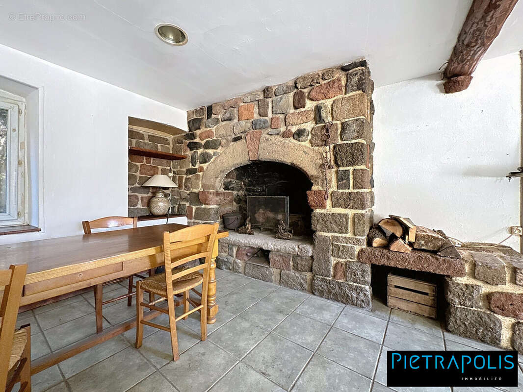 Maison à SAINT-JEAN-DE-NAY