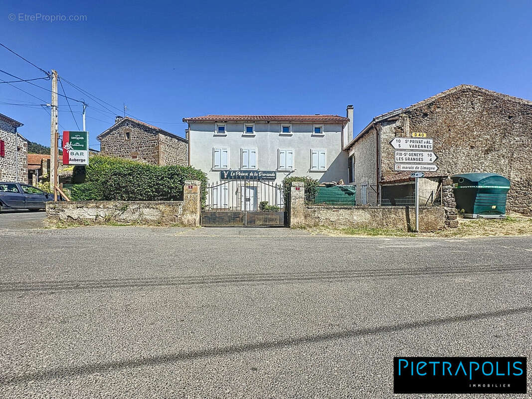 Maison à SAINT-JEAN-DE-NAY