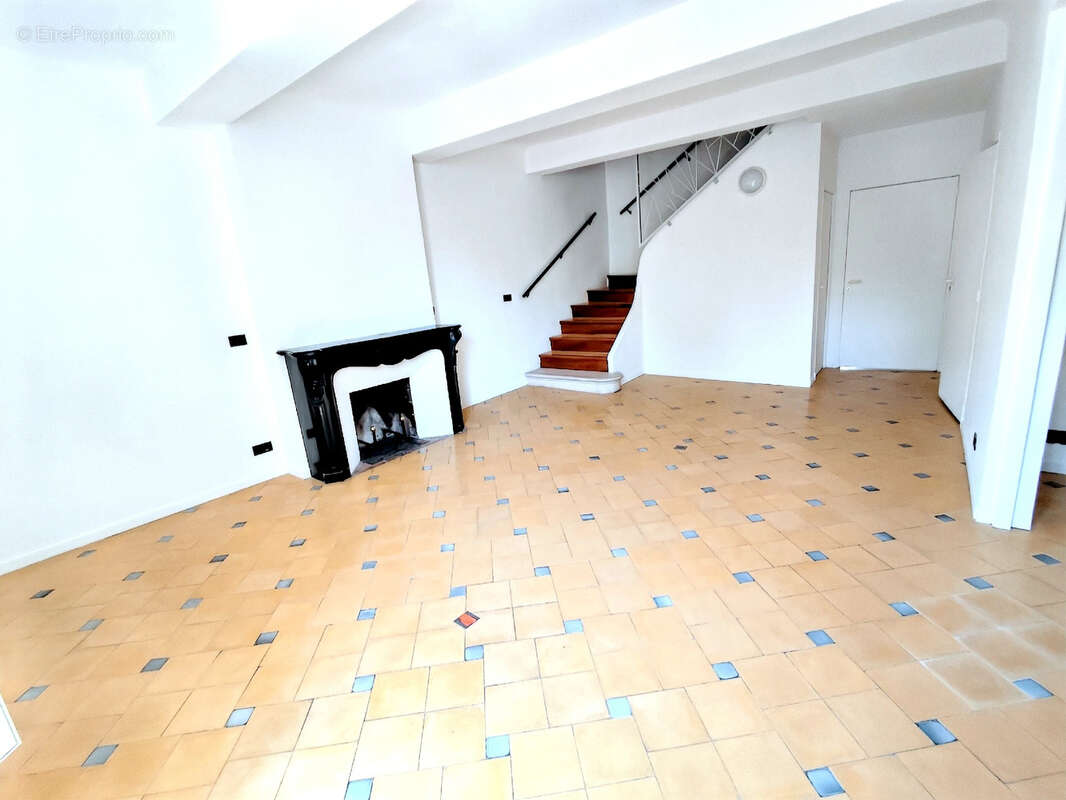 Appartement à DRAGUIGNAN