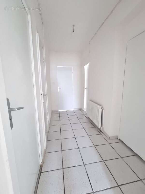 Dégagement - Appartement à RIVE-DE-GIER