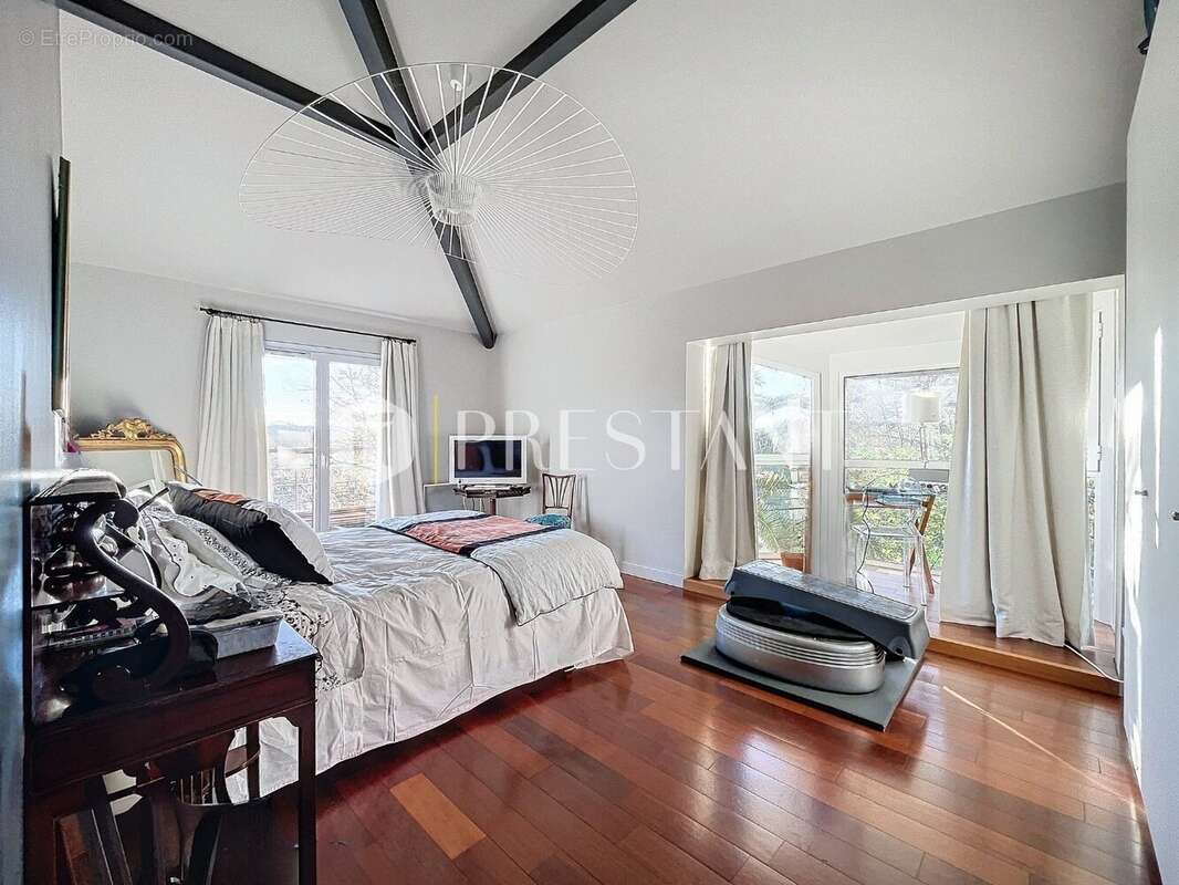 Maison à BASSUSSARRY