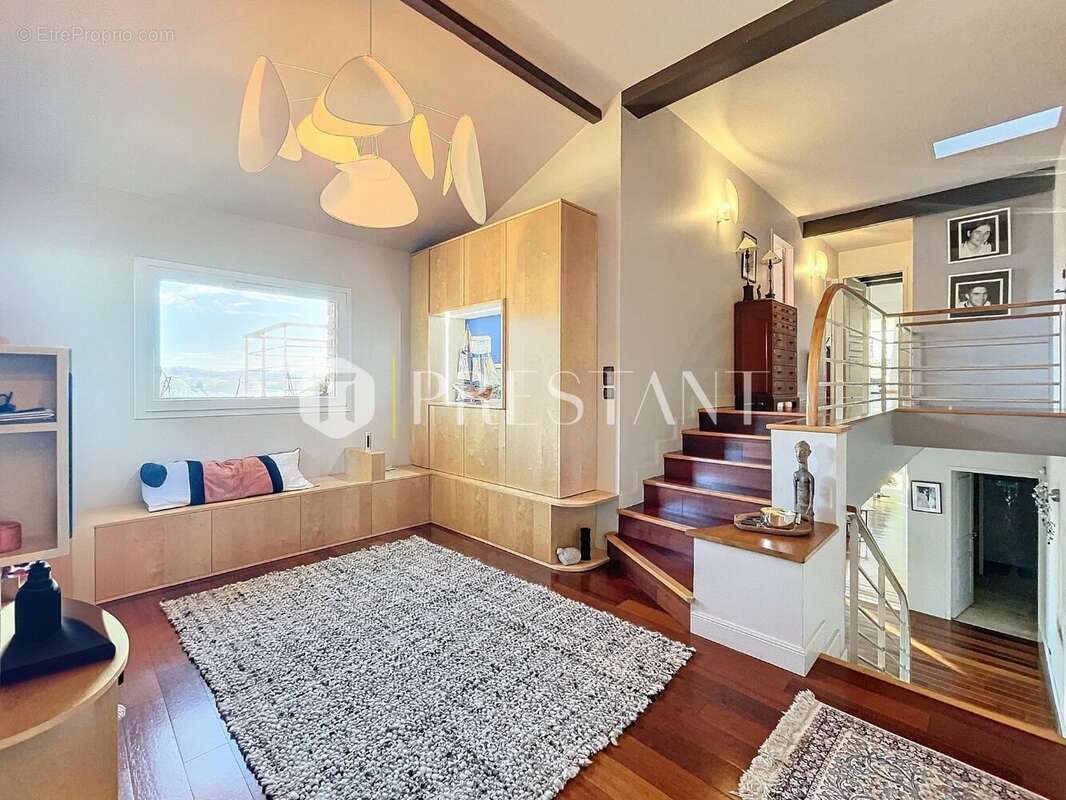 Maison à BASSUSSARRY