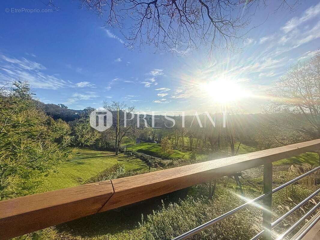 Maison à BASSUSSARRY