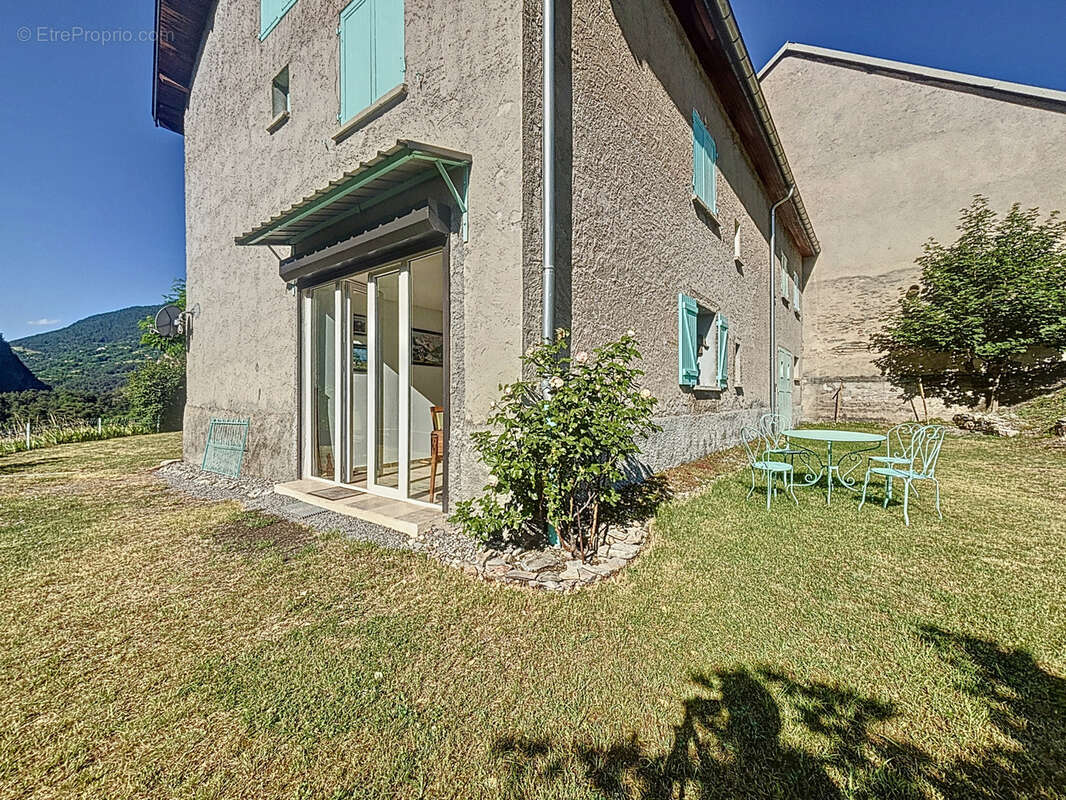 Appartement à LA CONDAMINE-CHATELARD