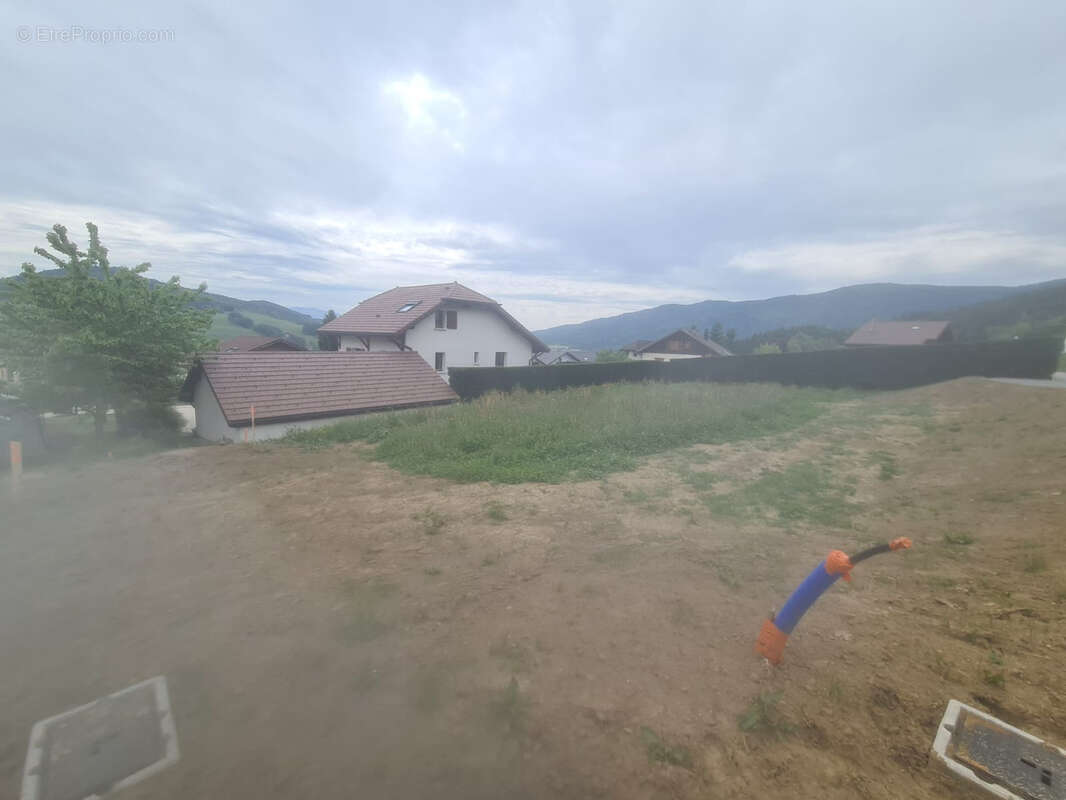 Terrain à BURDIGNIN