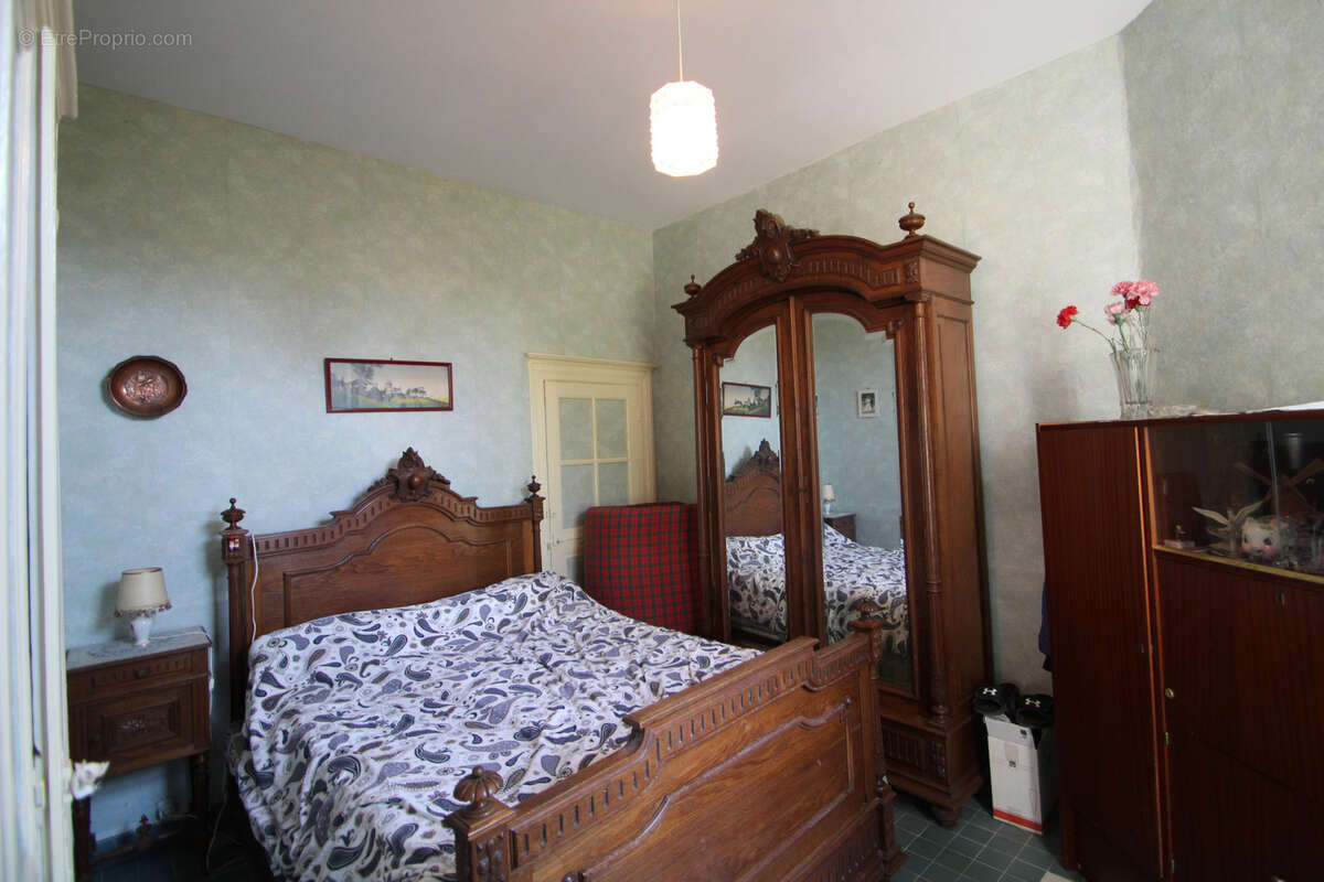 Maison à SALIGNY-SUR-ROUDON