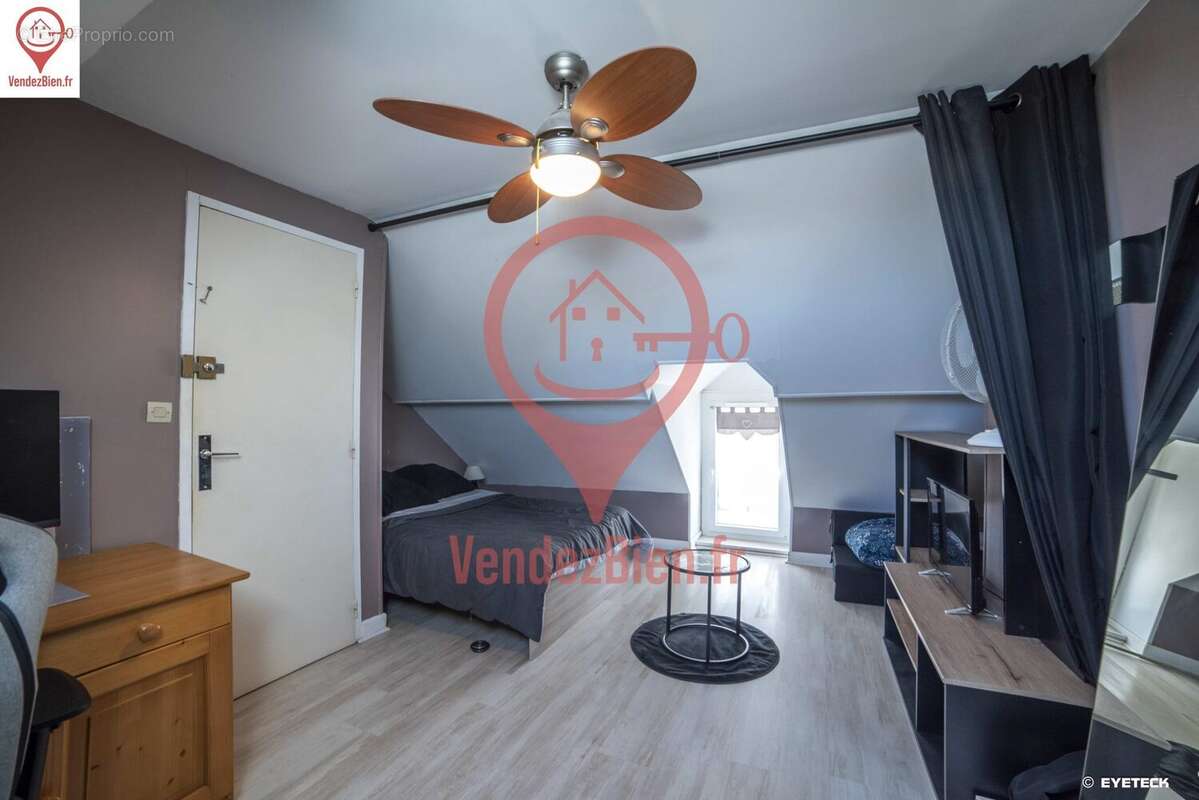 Maison à LA CHAPELLE-SAINT-URSIN