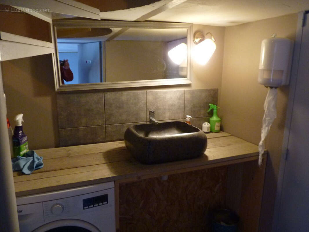 Commerce à SAINTE-TULLE