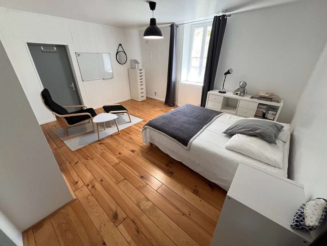 Maison à SAINT-PRIVAT-DES-PRES