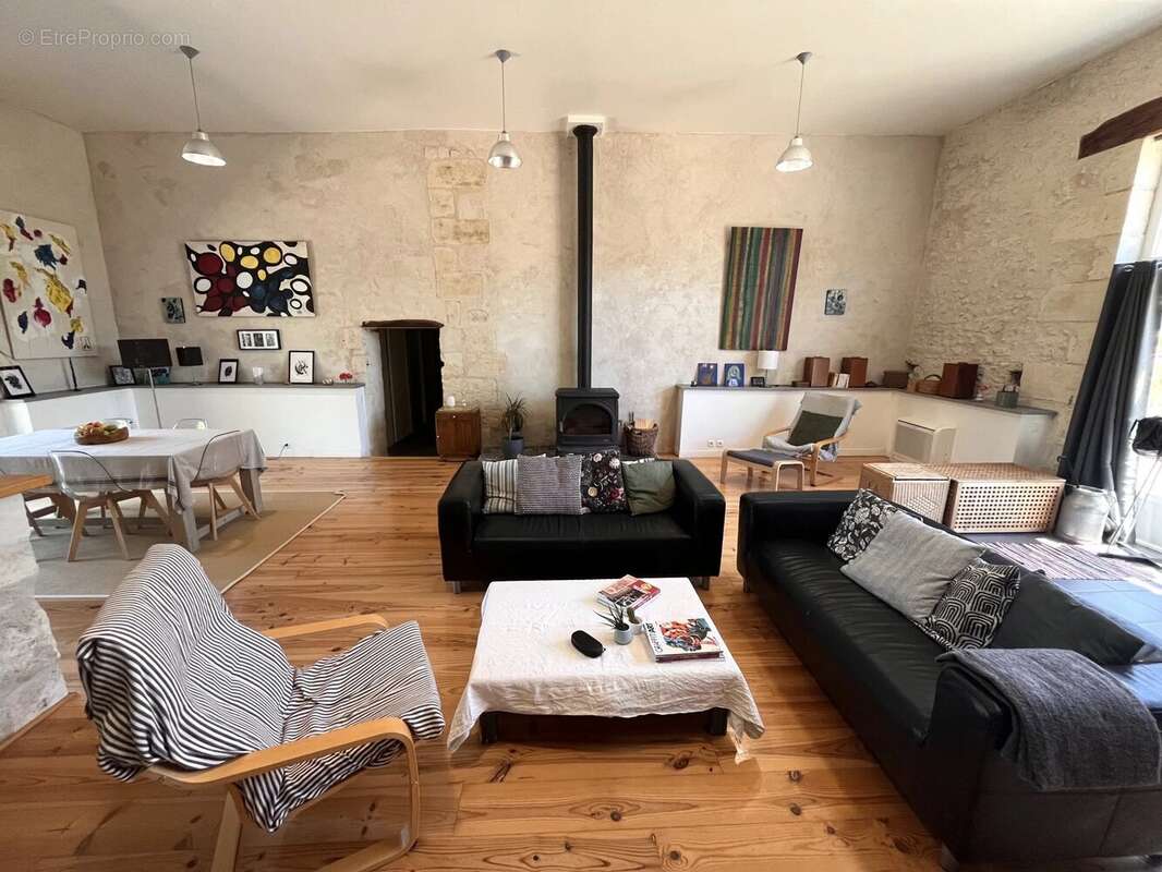 Maison à SAINT-PRIVAT-DES-PRES