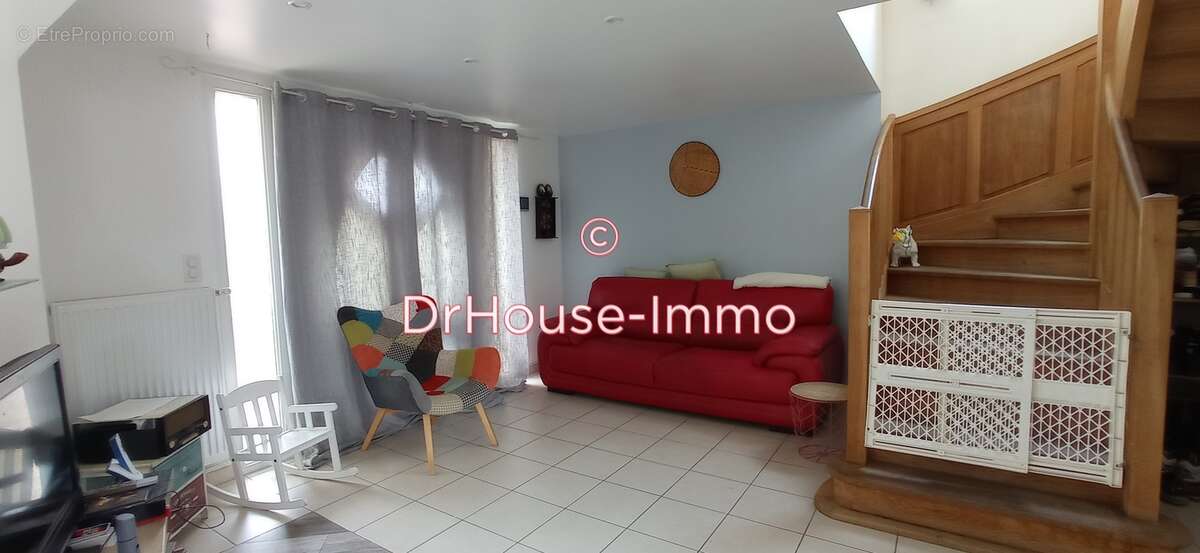 Maison à SAINT-MAIXENT-SUR-VIE