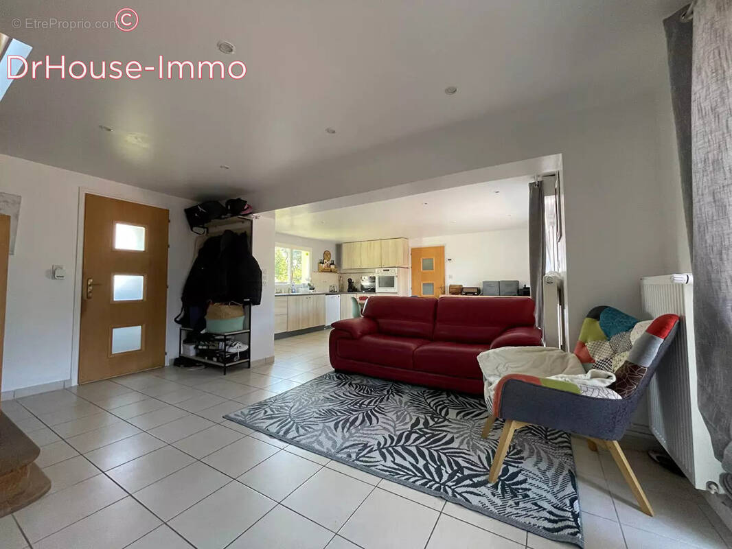 Maison à SAINT-MAIXENT-SUR-VIE