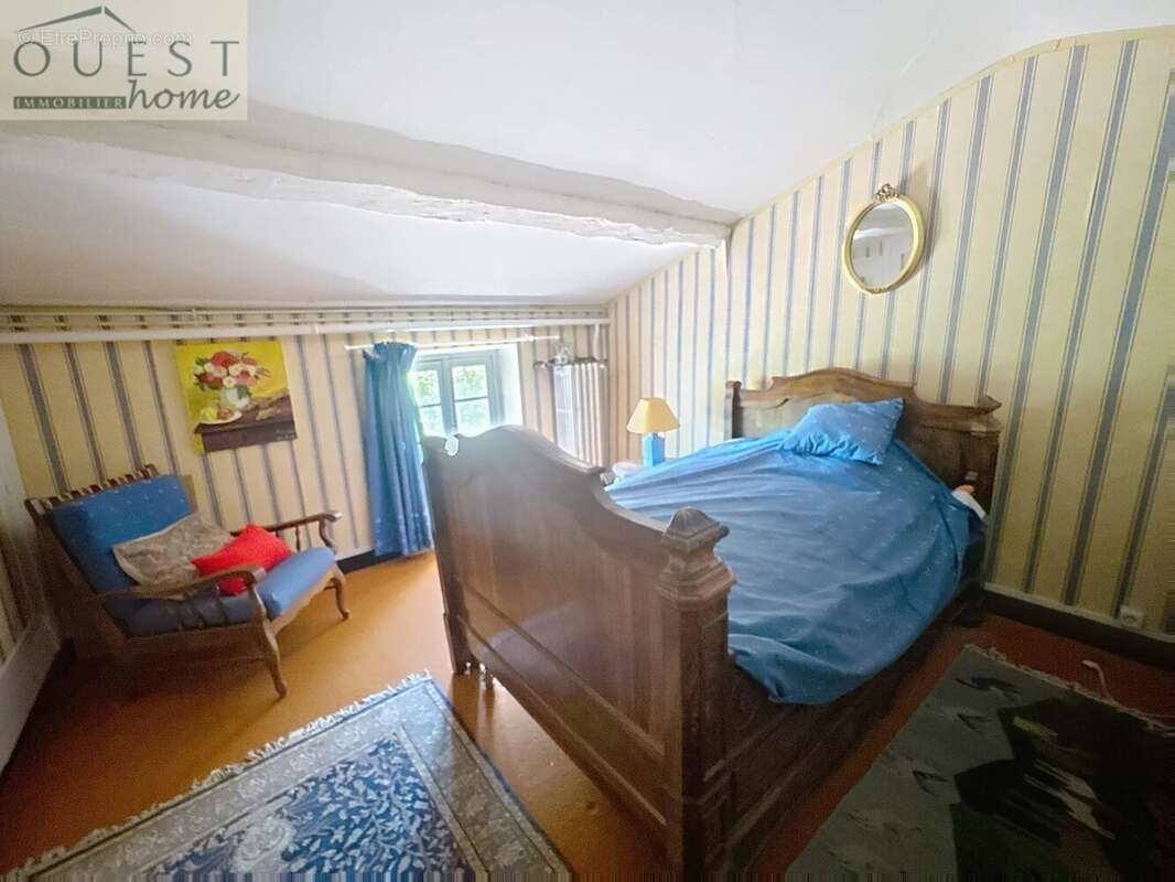 Maison à CHARBONNIERES-LES-BAINS