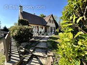 Maison à TRACY-LE-MONT