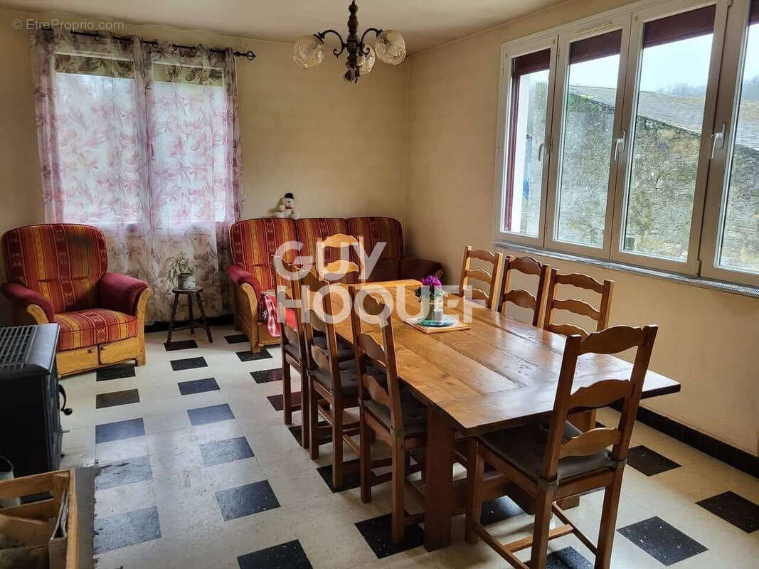 Maison à SERY-MAGNEVAL