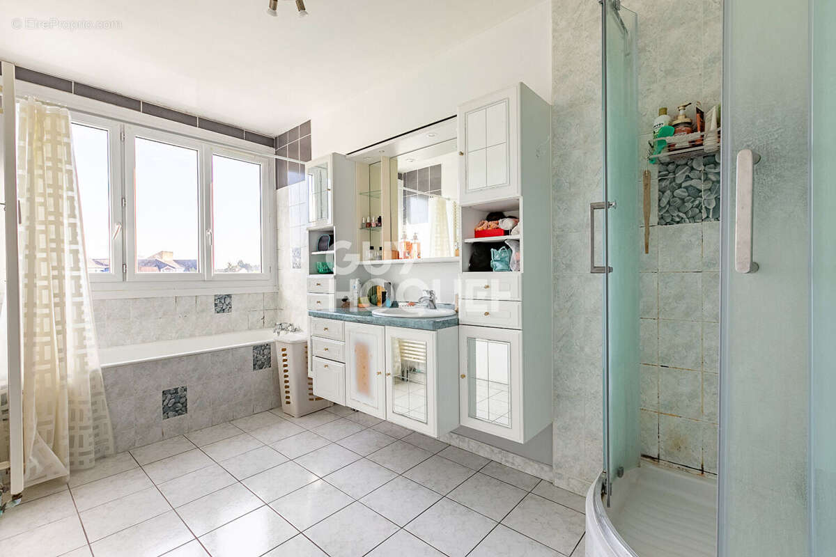 Appartement à COMPIEGNE