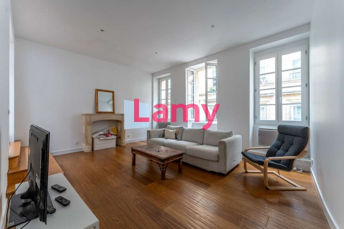 Appartement à BORDEAUX