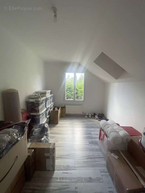 Maison à L&#039;ETANG-LA-VILLE