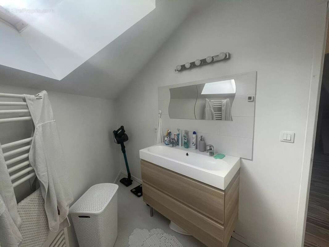 Maison à L&#039;ETANG-LA-VILLE