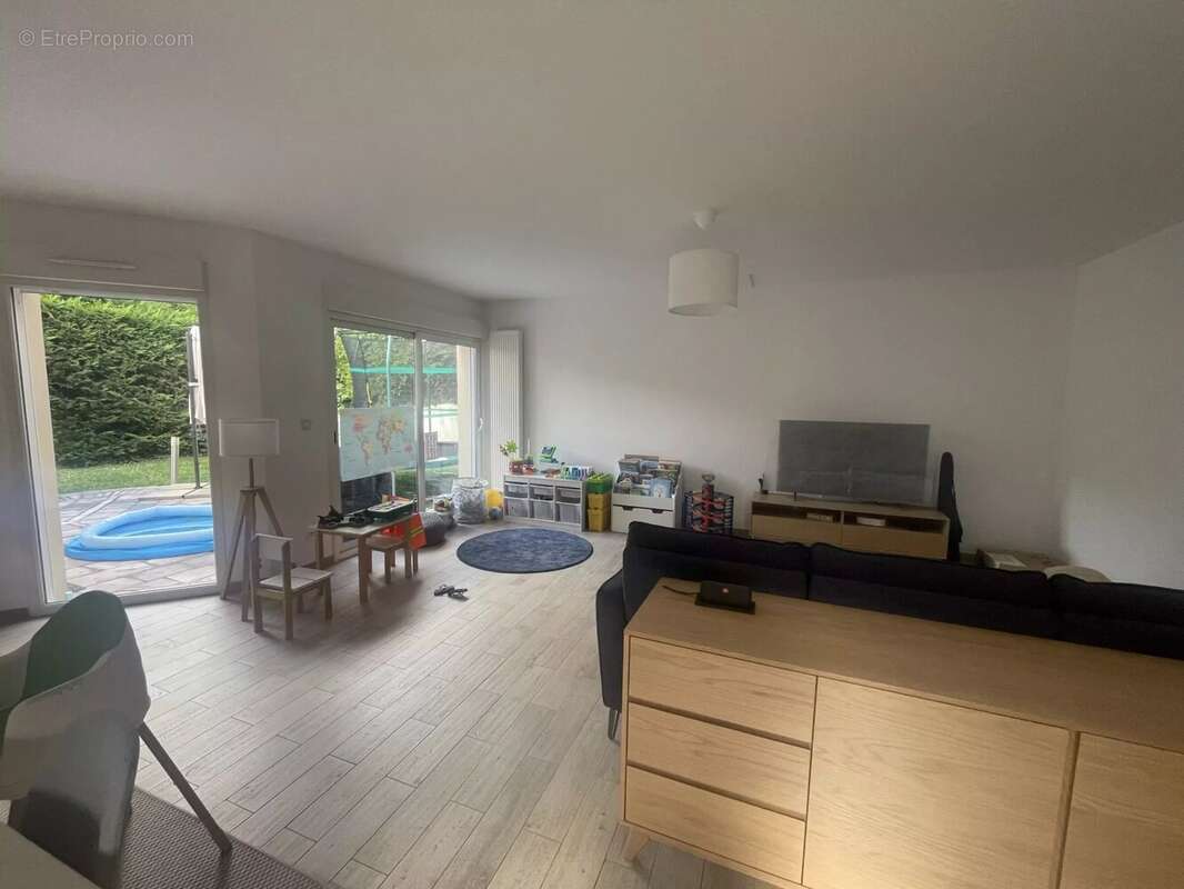 Maison à L&#039;ETANG-LA-VILLE