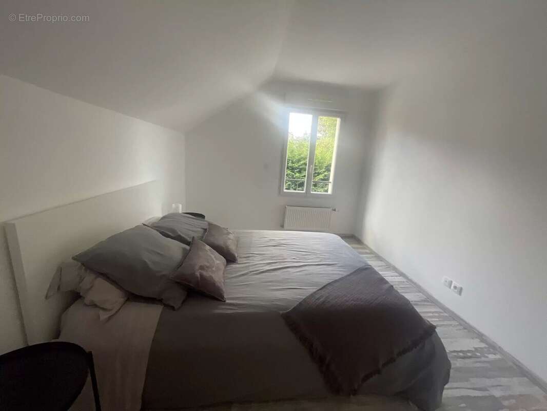 Maison à L&#039;ETANG-LA-VILLE