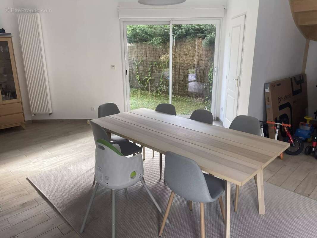 Maison à L&#039;ETANG-LA-VILLE