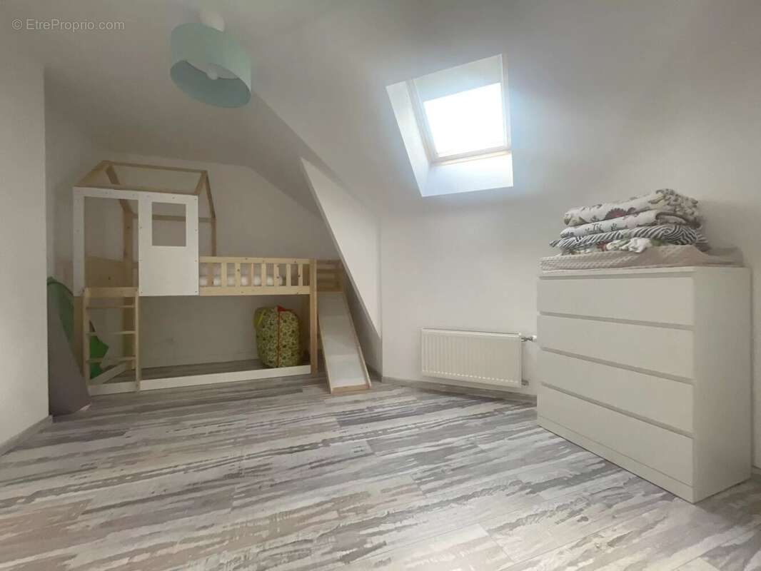 Maison à L&#039;ETANG-LA-VILLE