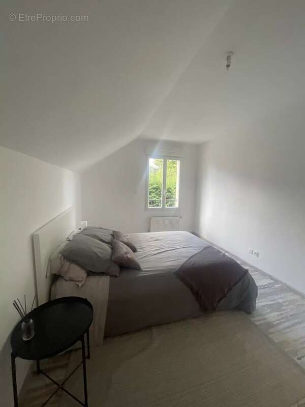 Maison à L&#039;ETANG-LA-VILLE