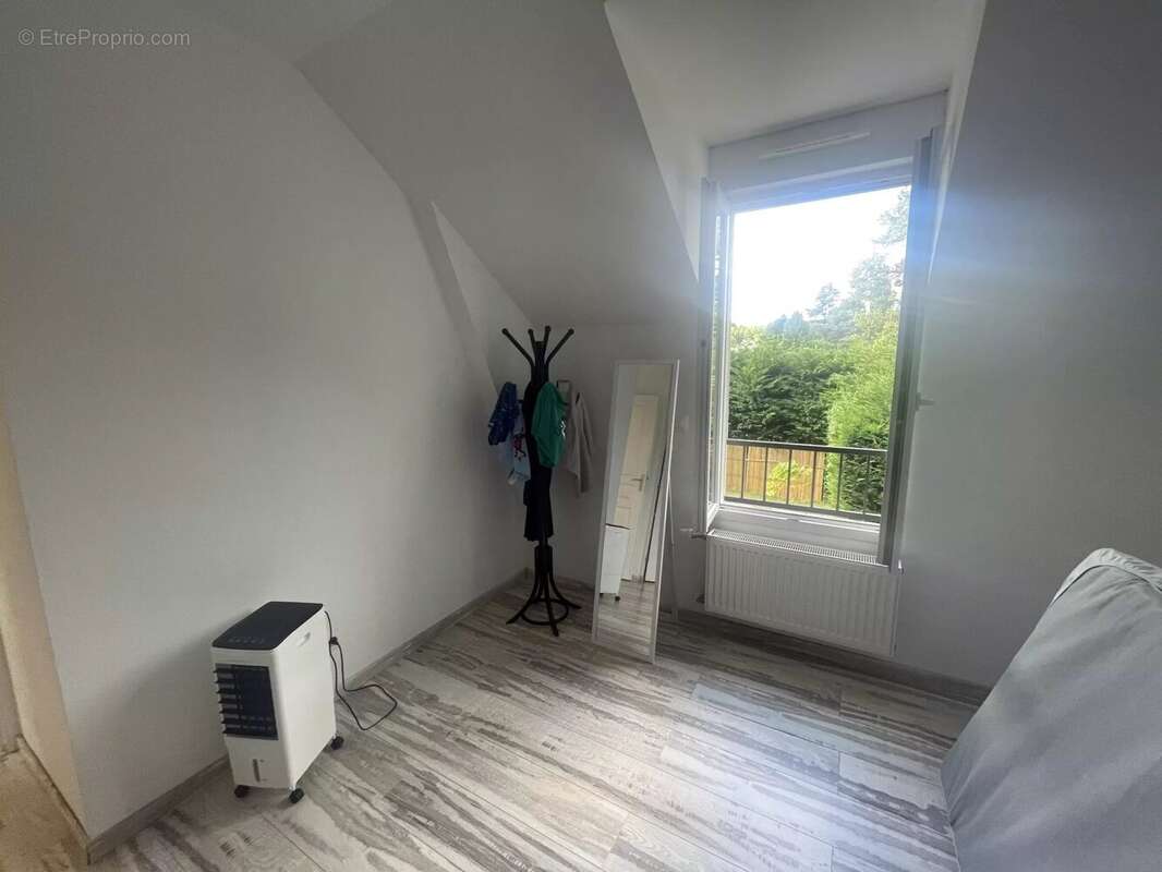 Maison à L&#039;ETANG-LA-VILLE