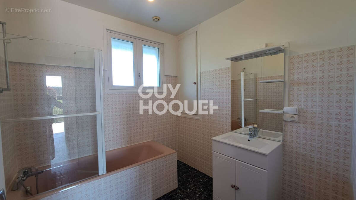 Maison à RION-DES-LANDES