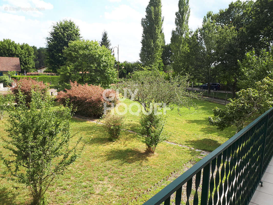 Maison à RION-DES-LANDES