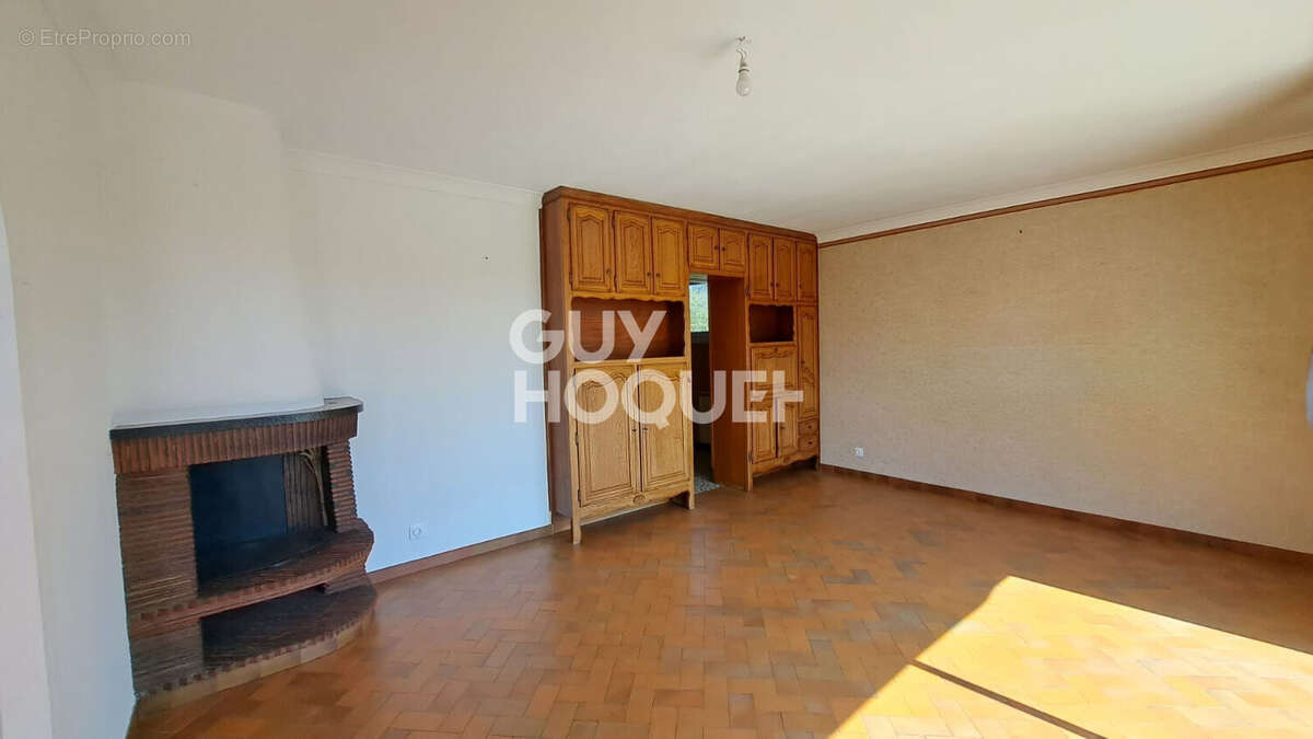 Maison à RION-DES-LANDES