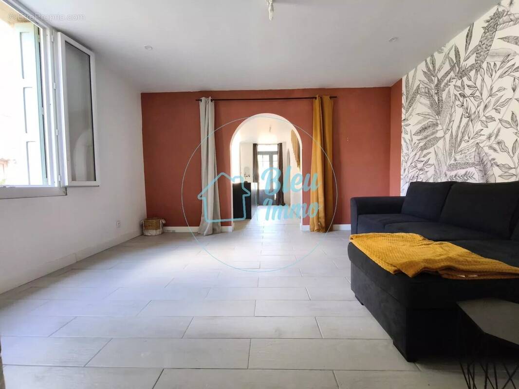 Maison à BIZE-MINERVOIS