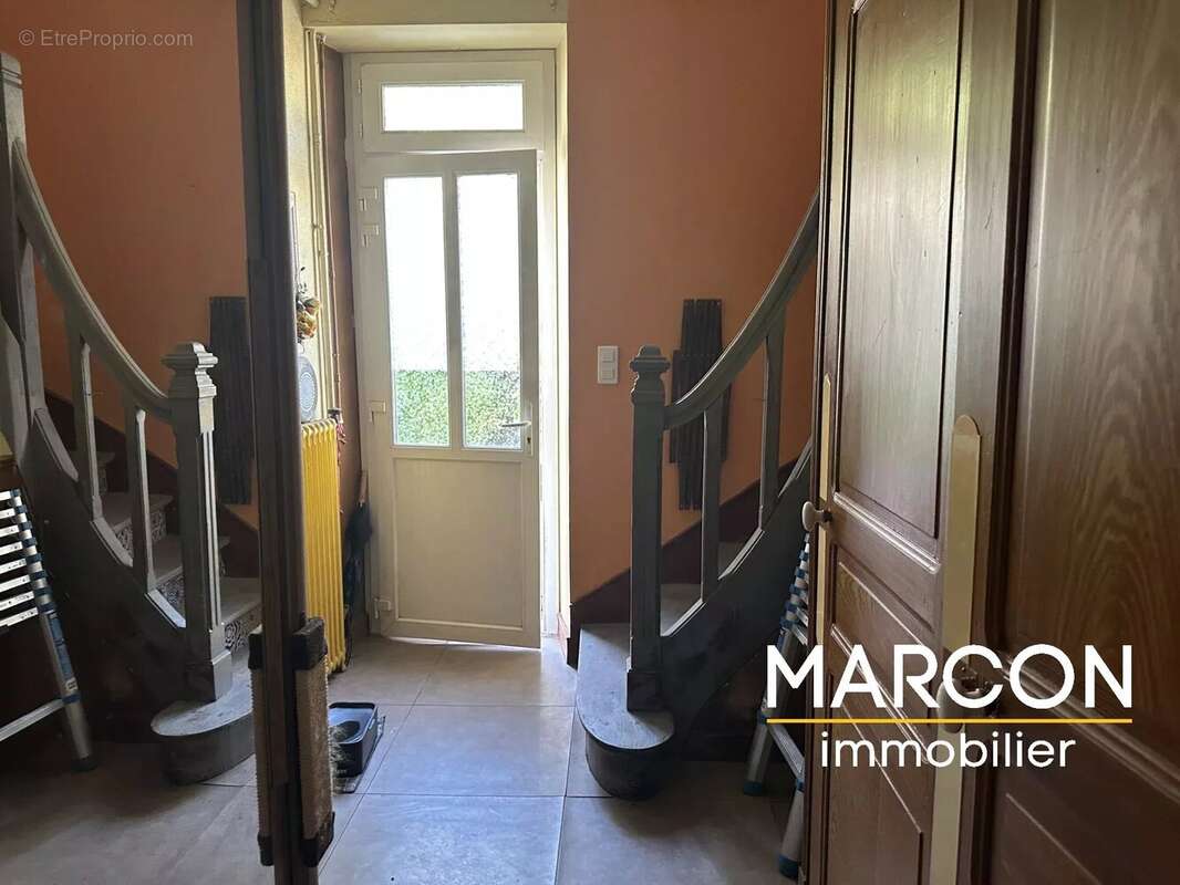 Maison à LA SOUTERRAINE