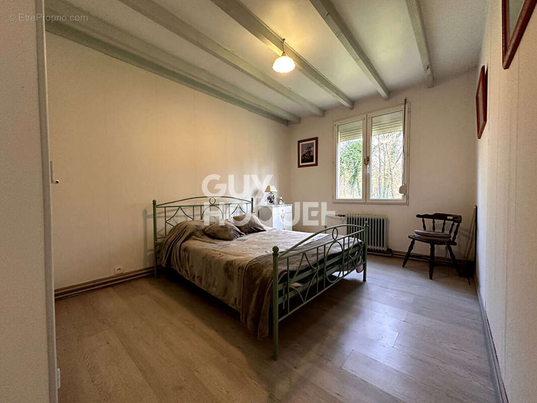 Maison à VIC-SUR-AISNE