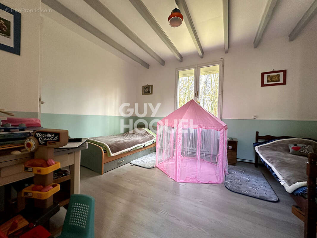 Maison à VIC-SUR-AISNE