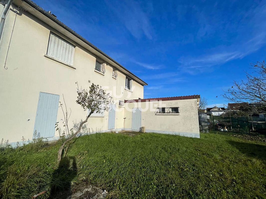 Commerce à SOISSONS