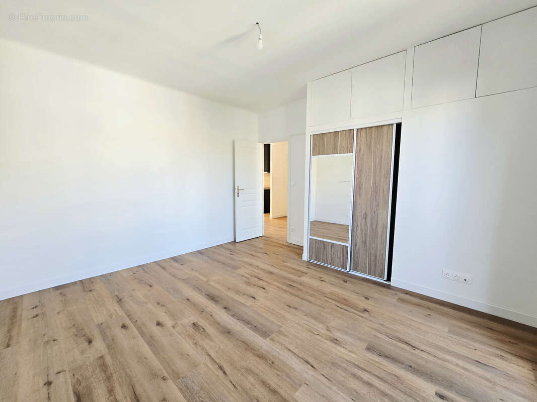 Appartement à MARSEILLE-7E