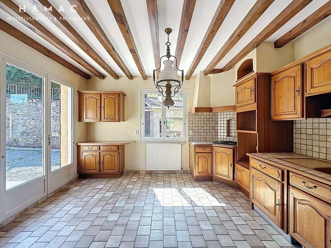 Maison à MONTROMANT