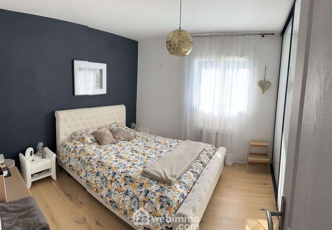 Maison à SAINT-PIERRE-DU-VAUVRAY